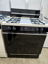 Load image into Gallery viewer, Hotpoint Gas Stove - 8192