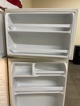 Load image into Gallery viewer, Whirlpool Refrigerator - 5450