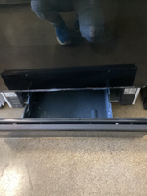 Load image into Gallery viewer, Hotpoint Gas Stove - 5737