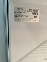 Load image into Gallery viewer, Hotpoint Refrigerator - 6776