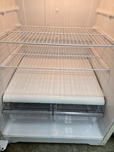 Load image into Gallery viewer, Hotpoint Refrigerator - 8060