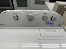Load image into Gallery viewer, (T08920) Whirlpool Washer and Gas Dryer Set -8920
