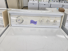 Load image into Gallery viewer, (T08815) Kenmore Washer and Gas Dryer Set - 8753-8341