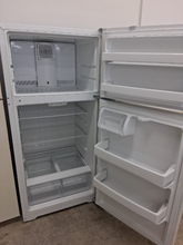 Load image into Gallery viewer, Hotpoint Refrigerator - 8198