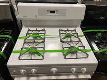 Load image into Gallery viewer, Kenmore Gas Stove - 5860