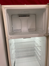 Load image into Gallery viewer, Hotpoint Refrigerator - 5583
