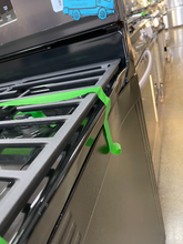 Load image into Gallery viewer, Whirlpool - 5.0 Cu. Ft. Gas Stove - 6047