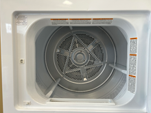 Load image into Gallery viewer, Frigidaire Tower Washer and Gas Dryer Set - 7672