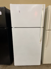 Load image into Gallery viewer, Kenmore Refrgerator - 5536