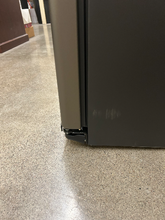 Load image into Gallery viewer, GE Stainless Side by Side - 6855