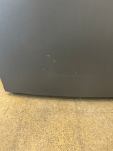 Load image into Gallery viewer, Frigidaire 20 cu ft Upright Freezer - 7262