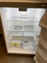 Load image into Gallery viewer, Whirlpool - 18.2 Cu. Ft. White Refrigerator - 6090