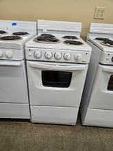 Load image into Gallery viewer, Amana 19.5"w Coil Electric Stove - 7882
