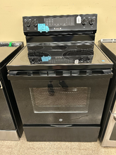 Load image into Gallery viewer, GE Stainless Black Electric Stove - 6877
