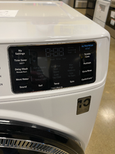 Load image into Gallery viewer, GE - 4.8 CuFt Front Load Washer - 5959