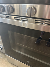 Load image into Gallery viewer, GE Stainless Steel Five Burner Gas Stove - 7317