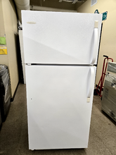 Load image into Gallery viewer, Frigidiare Refrigerator - 7476