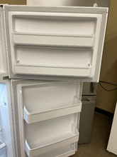 Load image into Gallery viewer, Frigidaire Refrigerator - 5346