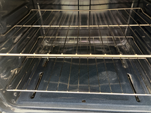 Load image into Gallery viewer, (T08914) GE Gas Stove - 8914