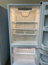 Load image into Gallery viewer, Amana Bottom Freezer Refrigerator - 5534