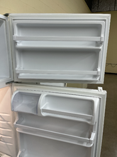 Load image into Gallery viewer, Whirlpool Refrigerator - 6018