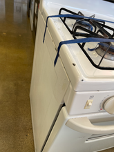 Load image into Gallery viewer, GE White Gas Stove - 5466