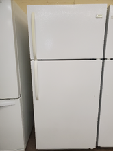 Load image into Gallery viewer, Frigidaire Refrigerator - 5322