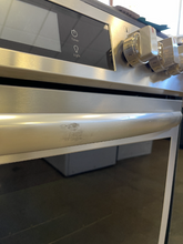 Load image into Gallery viewer, Frigidaire Stainless Gas Stove - 4015