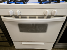 Load image into Gallery viewer, Kenmore Gas Stove - 6998
