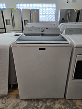 Load image into Gallery viewer, Maytag Washer and Gas Dryer Set - 8282