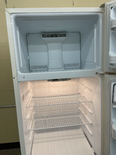 Load image into Gallery viewer, HotPoint Refrigerator - 3969