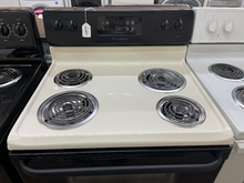 Load image into Gallery viewer, Frigidaire Coil Electric Stove - 5510