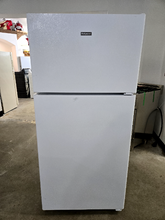 Load image into Gallery viewer, (T08745) Hotpoint Refrigerator - 8745