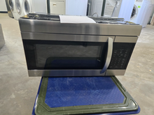 Load image into Gallery viewer, LG Stainless Microwave - 8107