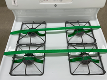 Load image into Gallery viewer, GE Gas Stove - 7381