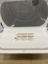 Load image into Gallery viewer, Whirlpool 3.8 cu ft Washer and 7 cu ft Gas Dryer Set - 6044 - 6059