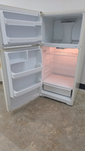 Load image into Gallery viewer, Hotpoint Refrigerator - 8097