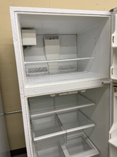 Load image into Gallery viewer, Magic Chef Refrigerator - 6019