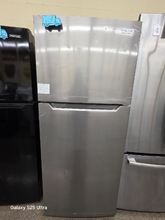 Load image into Gallery viewer, Frigidaire 17.6 cu ft Stainless Steel Top Freezer Refrigerator - 7715