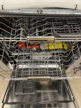 Load image into Gallery viewer, KitchenAid - 44 dBA - Stainless Steel Dishwasher - 6076