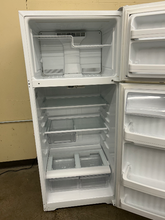 Load image into Gallery viewer, Hotpoint Refrigerator - 7288