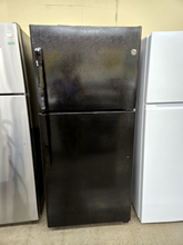 Load image into Gallery viewer, GE 19.2 cu Ft Black Refrigerator - 6823