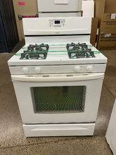 Load image into Gallery viewer, Whirlpool Gas Stove - 7588