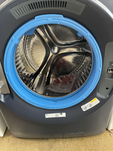 Load image into Gallery viewer, GE Profile 5.3 cu Ft Washer - 6884