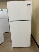 Load image into Gallery viewer, Frigidaire 18 Cu. Ft. White Garage Ready Top Freezer Refrigerator - 7195