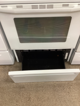 Load image into Gallery viewer, Maytag Electric Stove - 5740