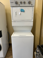 Load image into Gallery viewer, Whirlpool 3.9 cu ft and 5.9 cu ft Washer & Gas Dryer Set - 7610