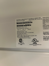 Load image into Gallery viewer, Frigidaire 18.3 cu ft White Top Freezer Refrigerator - 7677