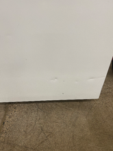 Load image into Gallery viewer, Hotpoint Refrigerator - 7288