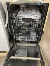 Load image into Gallery viewer, GE - 18 in. Stainless Steel Dishwasher - 5942